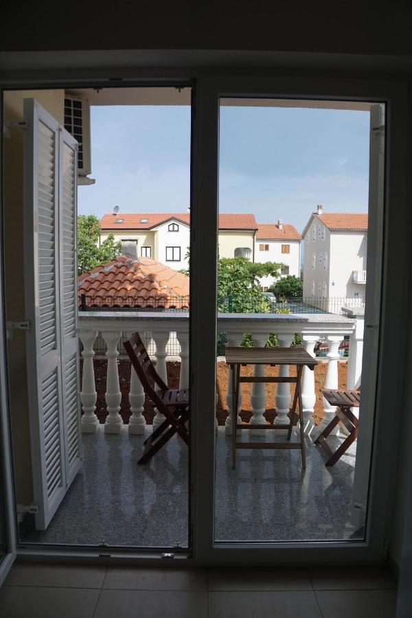 Mitra Apartments Malinska Dış mekan fotoğraf